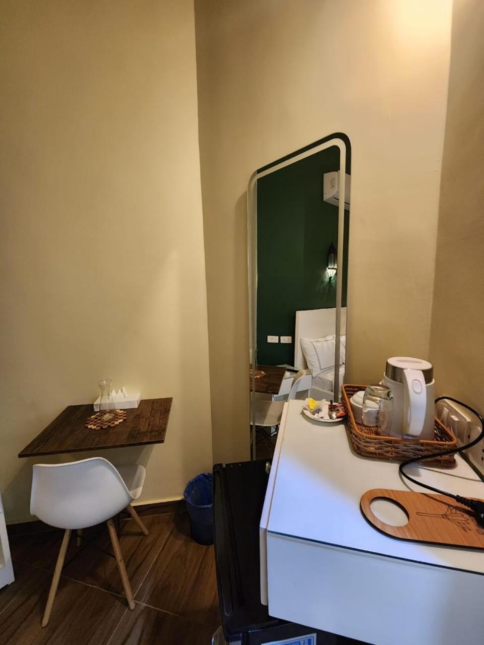 Hostel Hathor House *